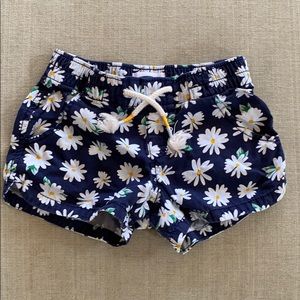 Girls daisy shorts